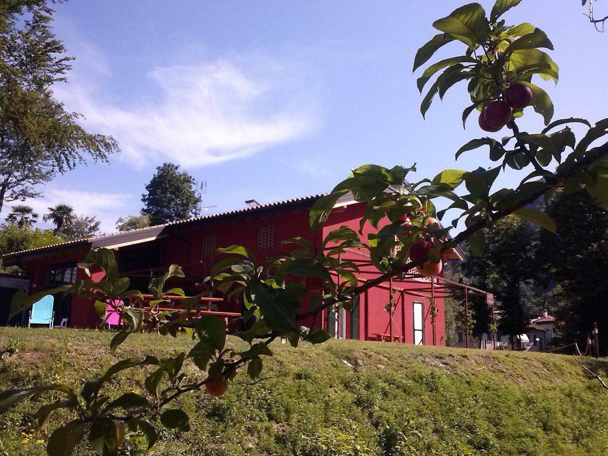 拉韦诺-蒙贝洛 罗萨之家旅舍旅舍 外观 照片